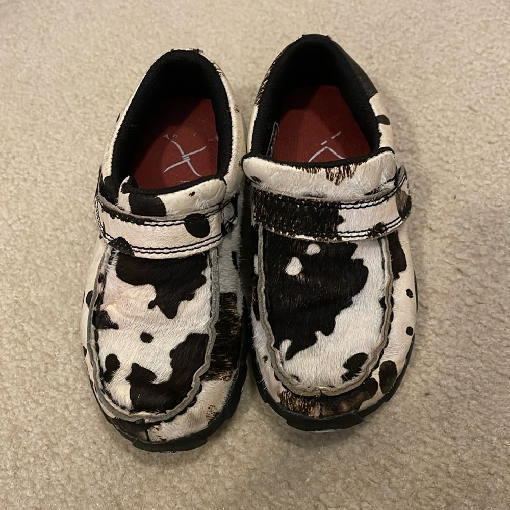 Twisted x hair on hide shoes